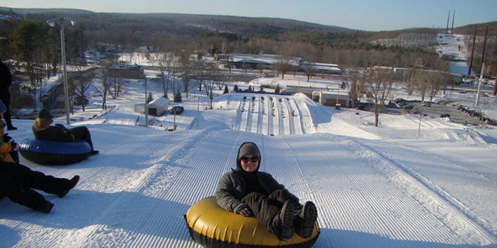 White Lightning Snowtubing