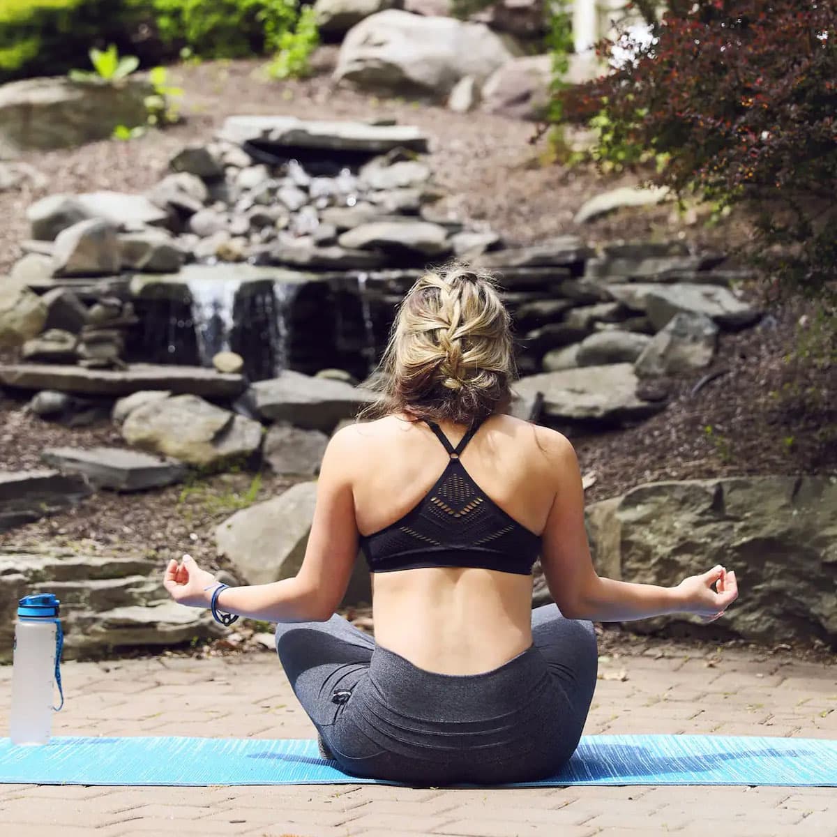 Discover Serenity: Unwinding at Serenity Falls